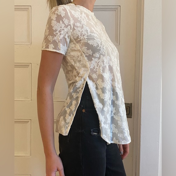 Wilfred Flower T-Shirt - Picture 2 of 3